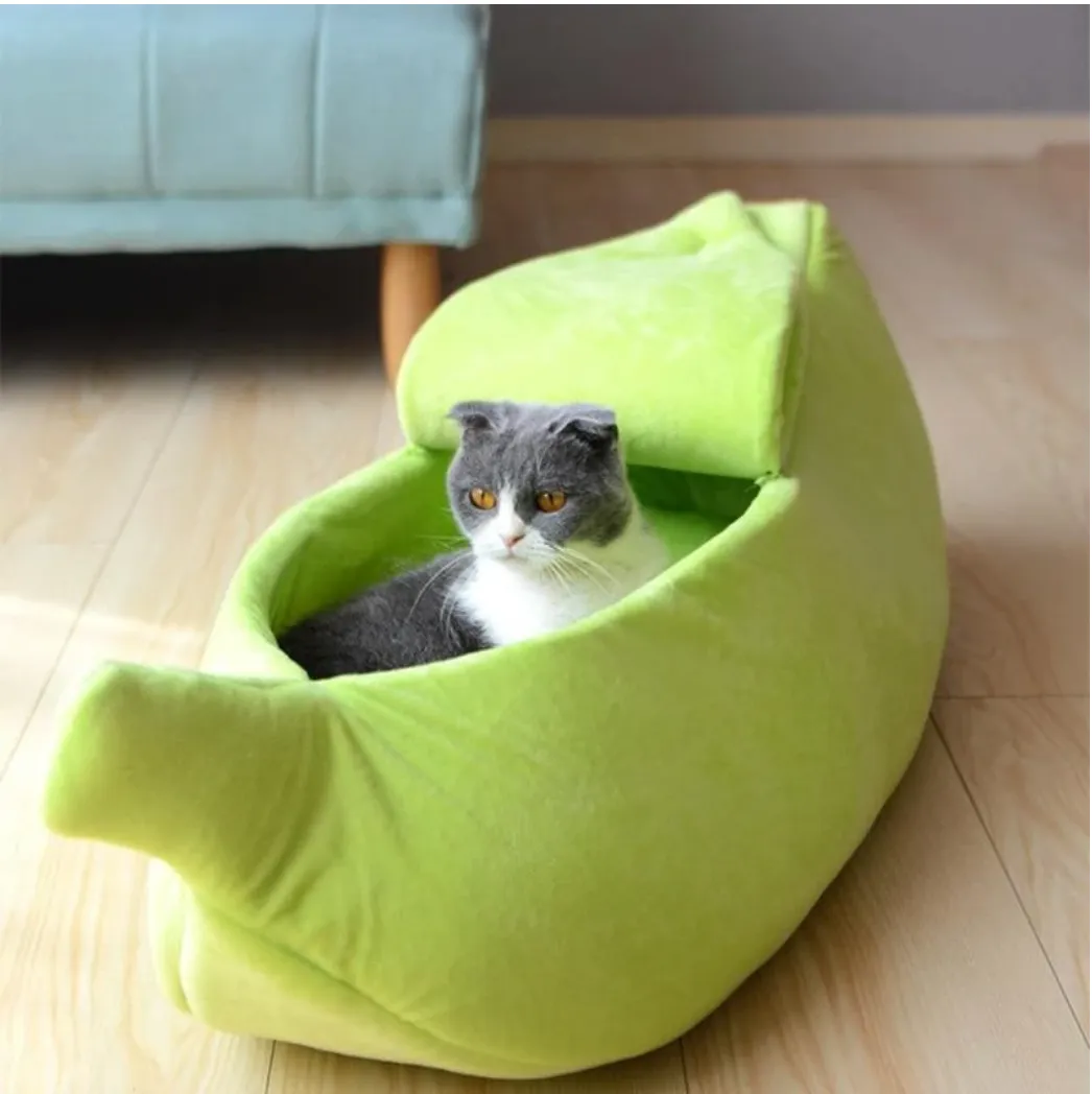 Creative Banana House Warm Pet