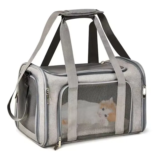 Deluxe Pet Carrier Bag for Cats and Dogs