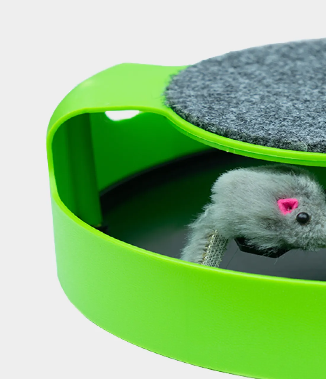 Mouse motion cat toy