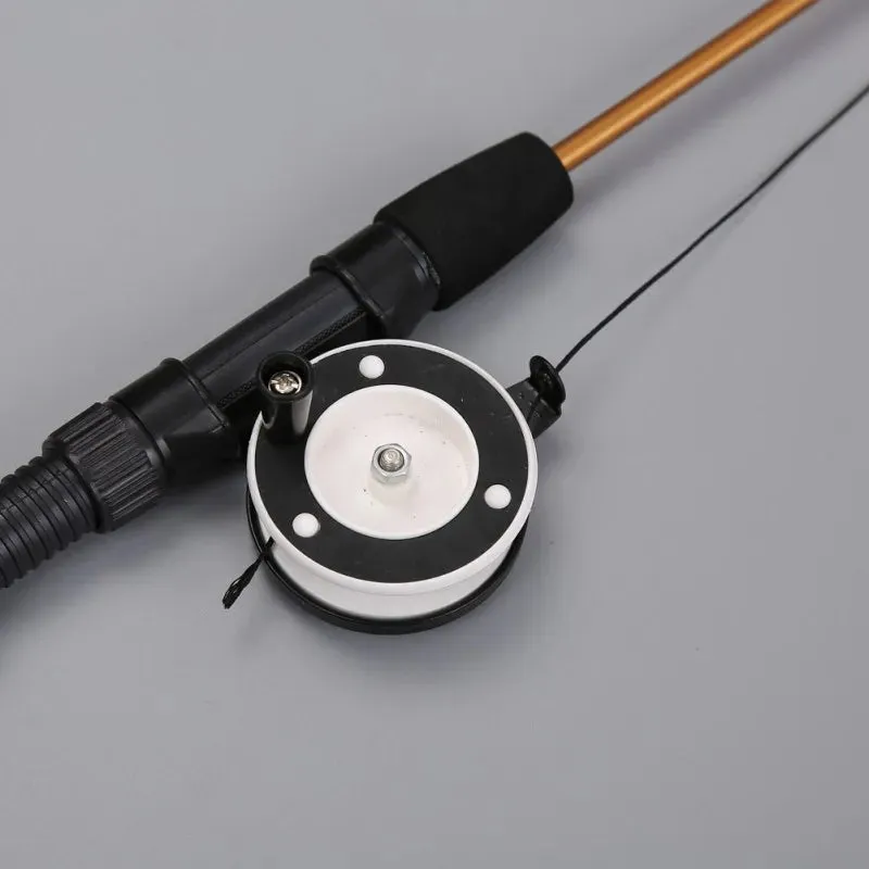 Retractable Feather Wand Cat Toy - Telescopic Fishing Rod Design