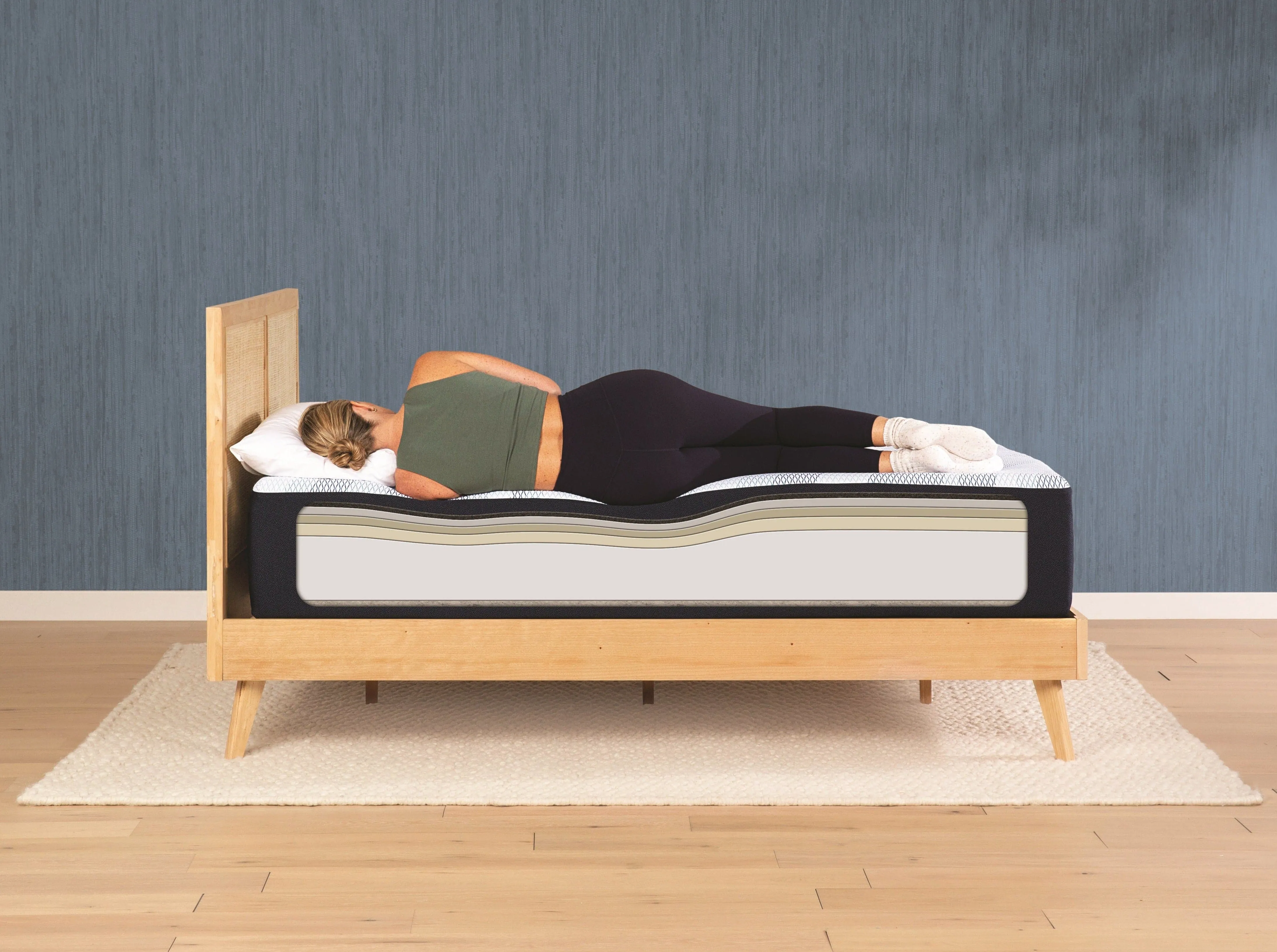 Serta® iComfort ECO F30LTX 13.5" Plush Mattress