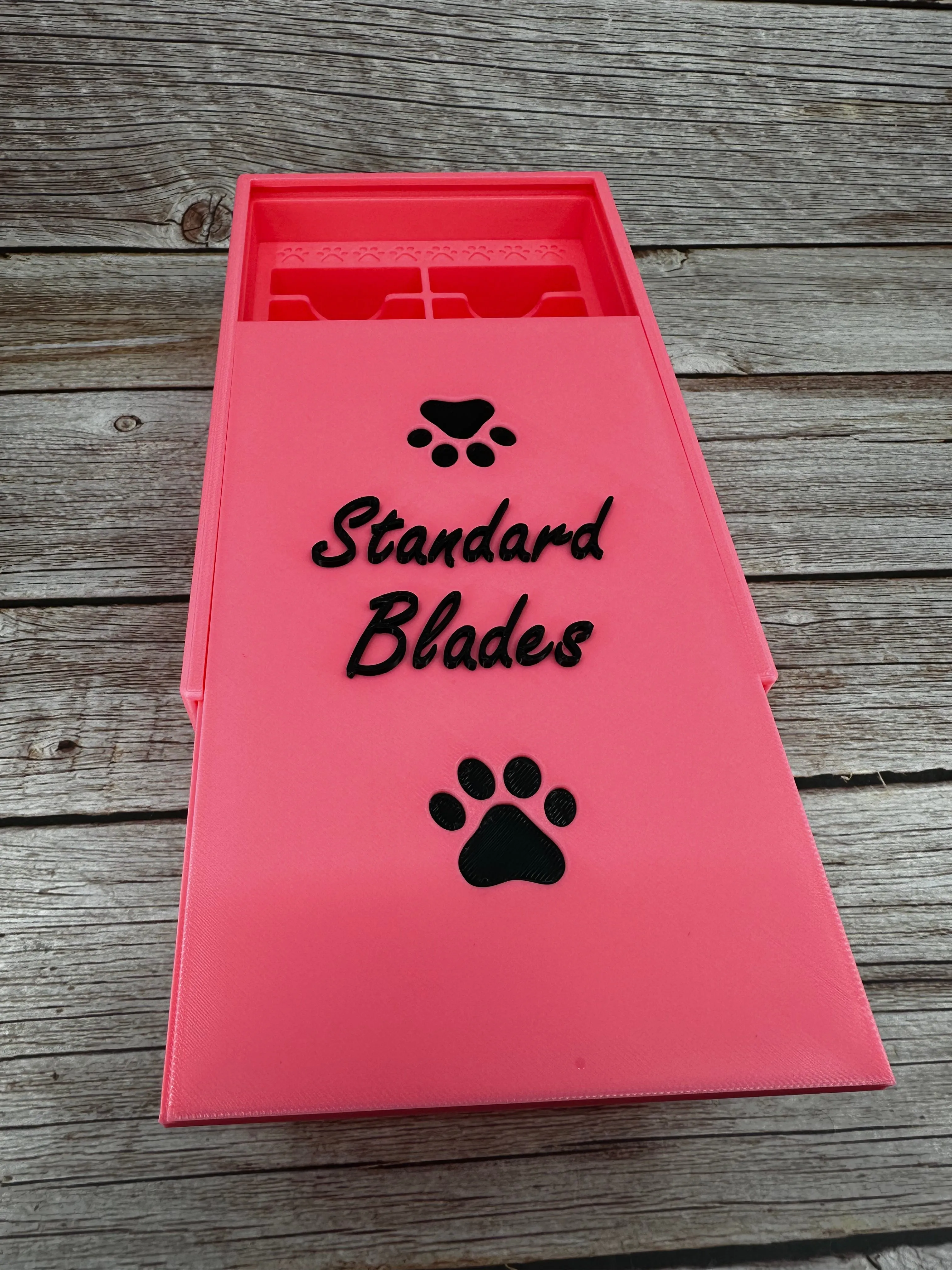 The Blade Box- *Standard* Dog Grooming Standard Size Clipper Blade Holder with Lid | up to 20 |
