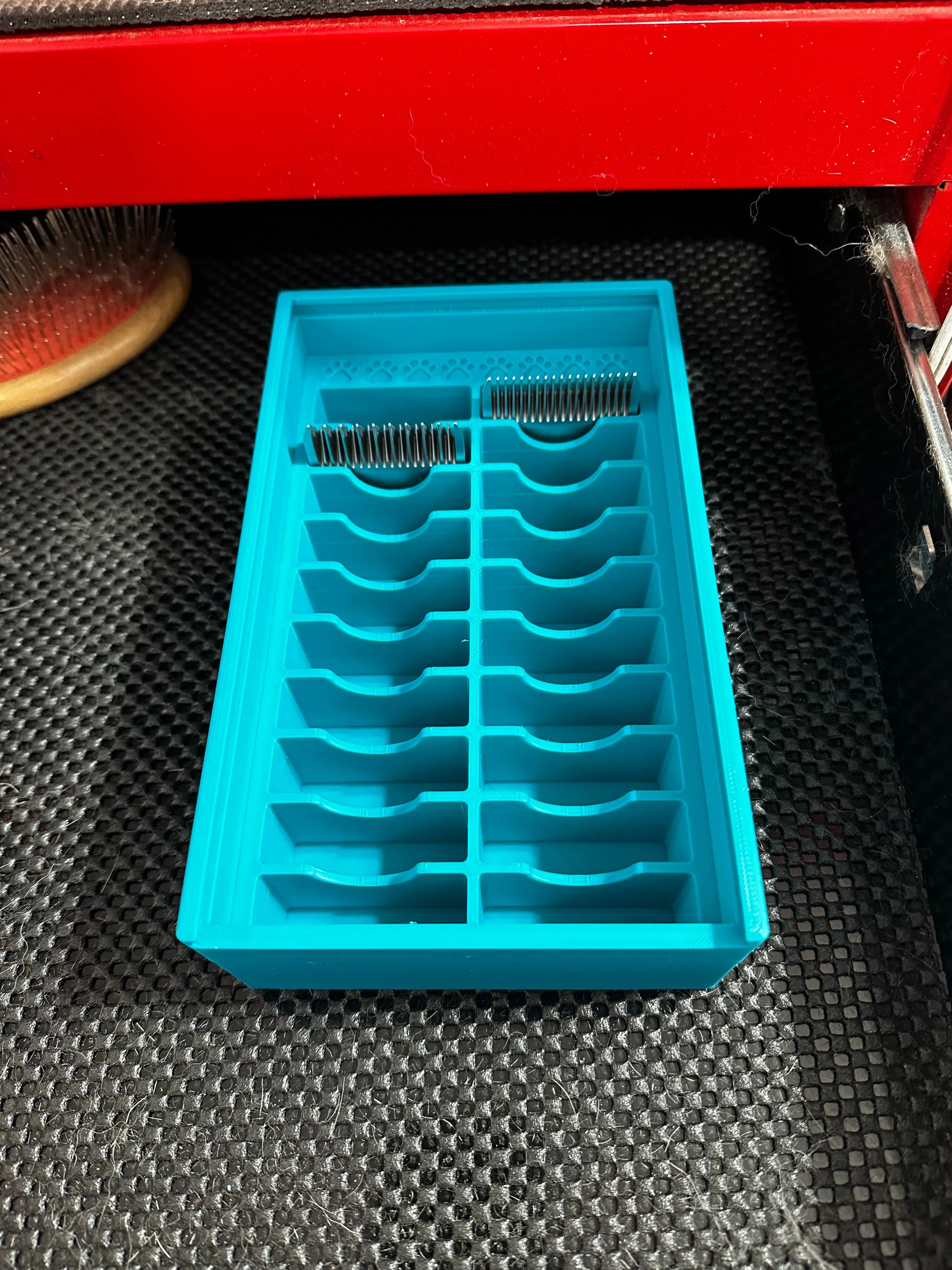 The Blade Box- *Standard* Dog Grooming Standard Size Clipper Blade Holder with Lid | up to 20 |