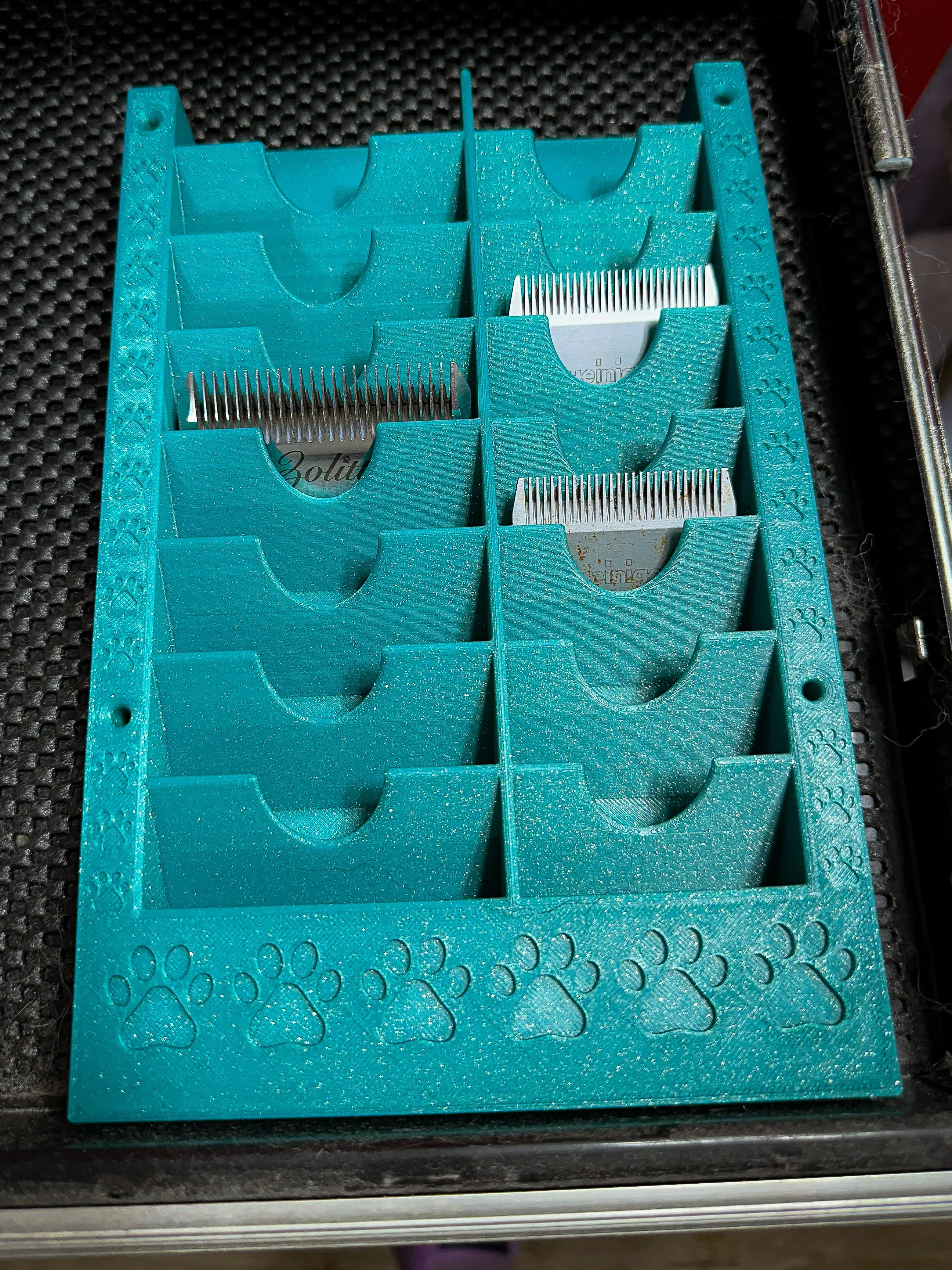 The Bloodhound - *Wall Mountable* Dog Grooming Standard and Wide Size Clipper Blade Holder | 8 Standard and 8 Wide |