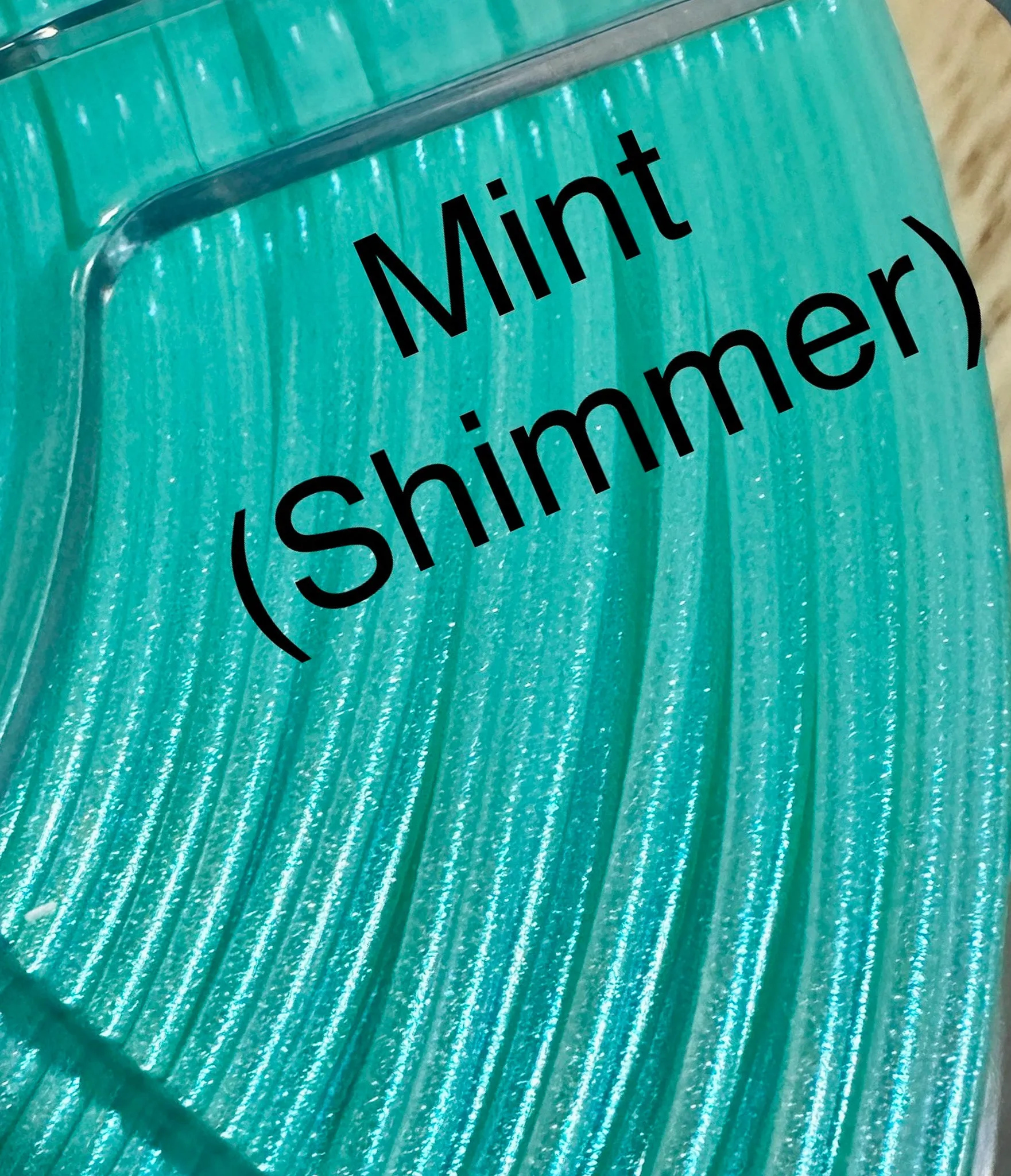 The Mini Sarabi V2 - Lay Flat Dog Grooming Scissor Holder | Holds 5 Scissors 2 Combs |