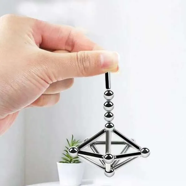 Toynetic - Magnetic construction toy