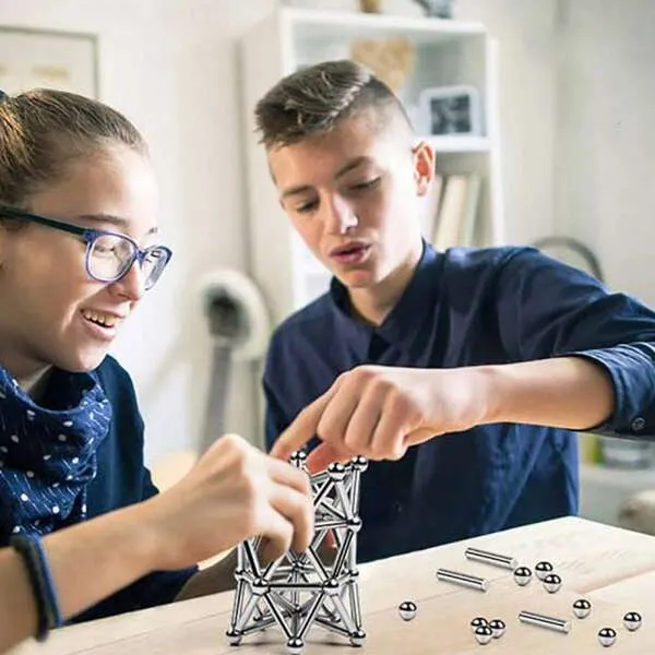 Toynetic - Magnetic construction toy